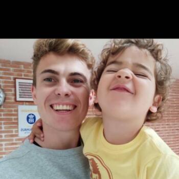 Babysitter in Sydney: Gines