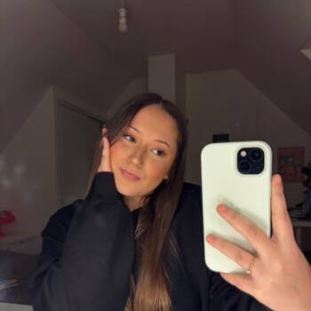 Babysitter in Ballancourt-sur-Essonne: Lina