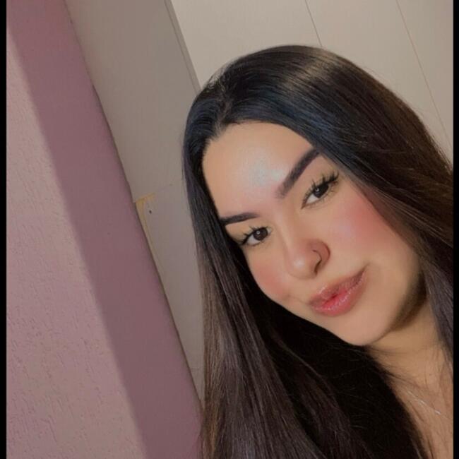 Babysitter in Niterói: Jamile