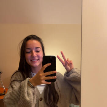 Babysitter in Nantes: Elisa