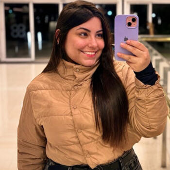 Babysitter Porto Alegre: Larissa