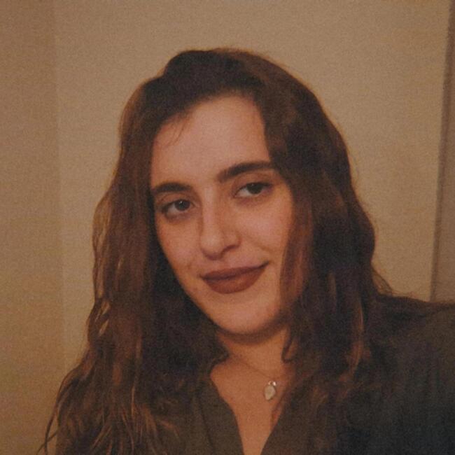 Babysitter em Porto: Inês