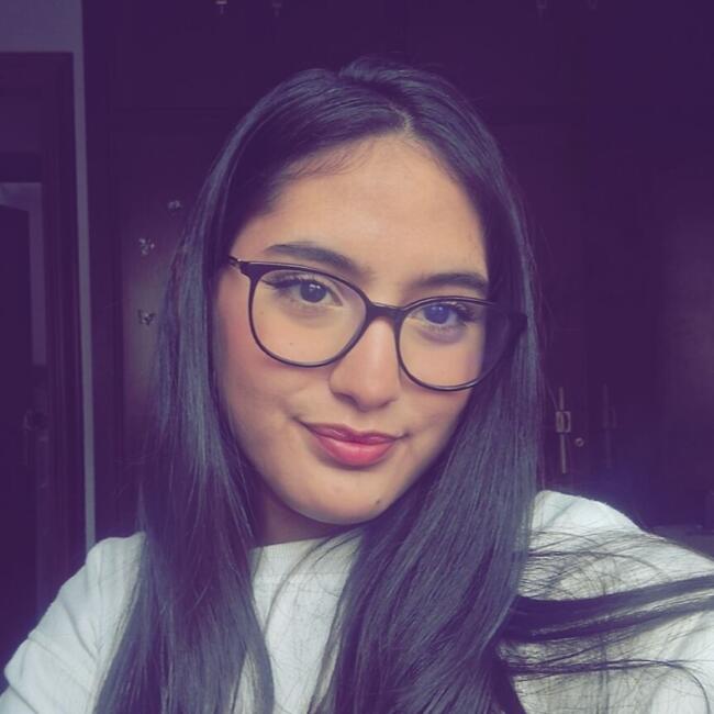 Babysitter in Vitoria-Gasteiz: Paola