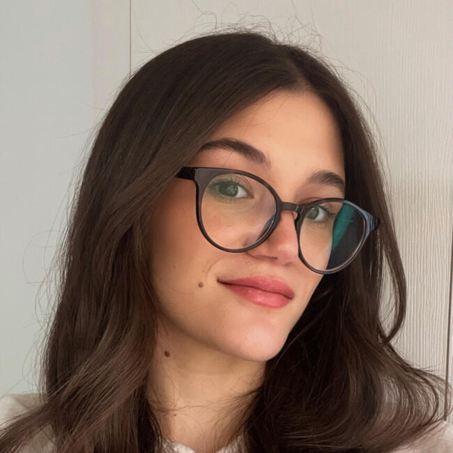 Babysitter in Ibi: Emma