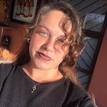 Babysitter Blue Downs: Charne Tamia