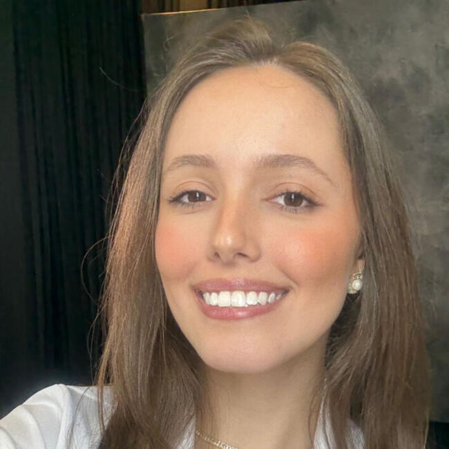 Babá em Itajaí: Makely