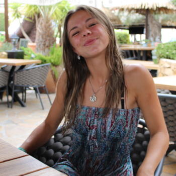 Babysitter Herentals: Laure-Anne