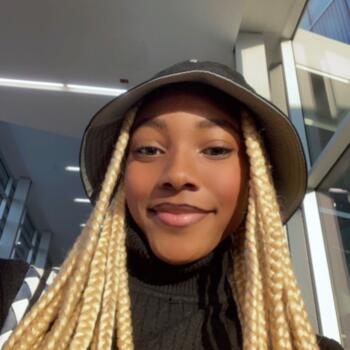 Baby-sitter Scarborough Junction: Kristen