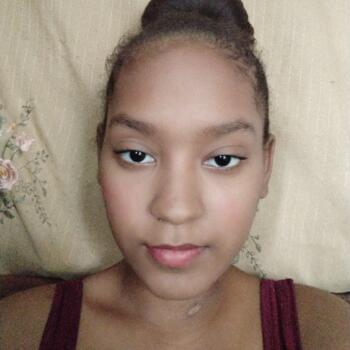 Babysitter in Azua: Maria