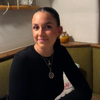 Babysitter in Graz: Sabrina