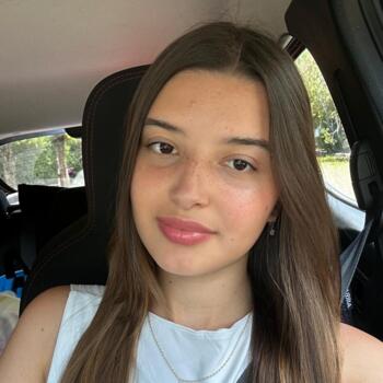 Babysitter in Sapiranga: Gabriela