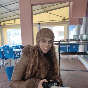 Trabalho de babysitting em Sesimbra: Trabalho de babysitting Carina