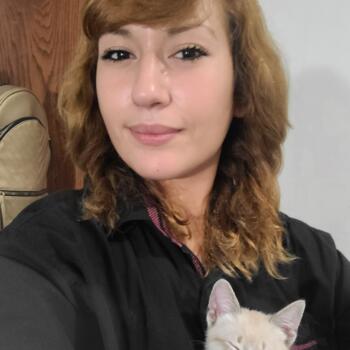 Babysitter in Rosarito: Laura