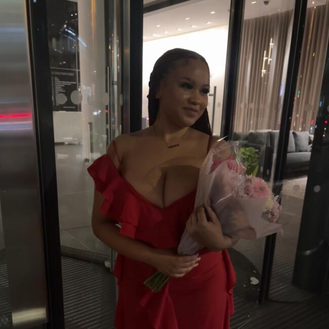 Babysitter in London: Etinosa