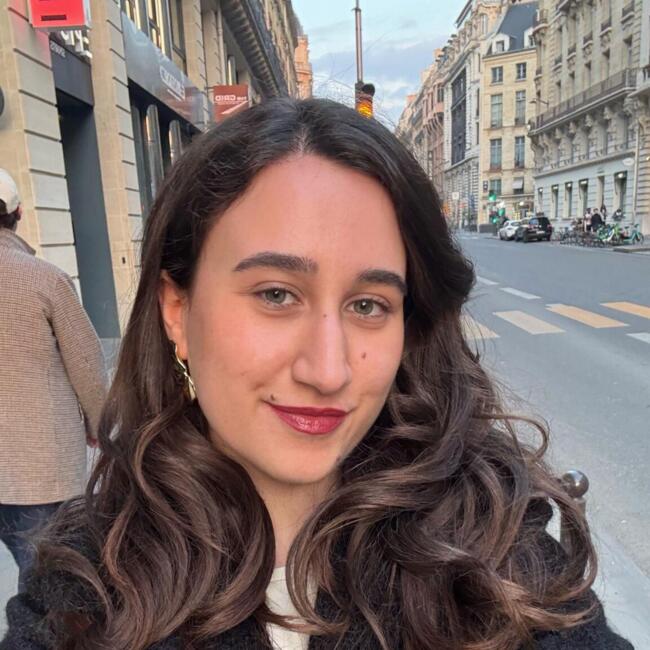 Babysitter in Amstelveen: Betul