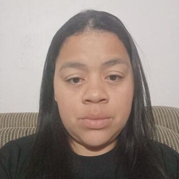 Babysitter Guarulhos: Ingrid