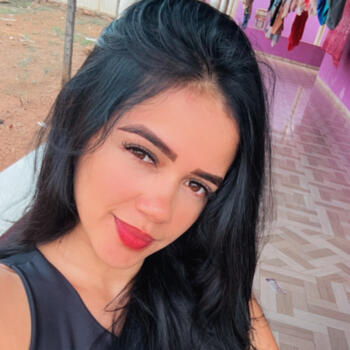 Babysitting job in Marabá: babysitting job Lara