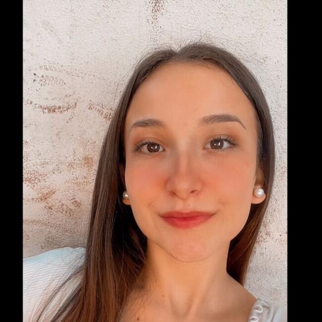 Babysitter in Córdoba: Indira