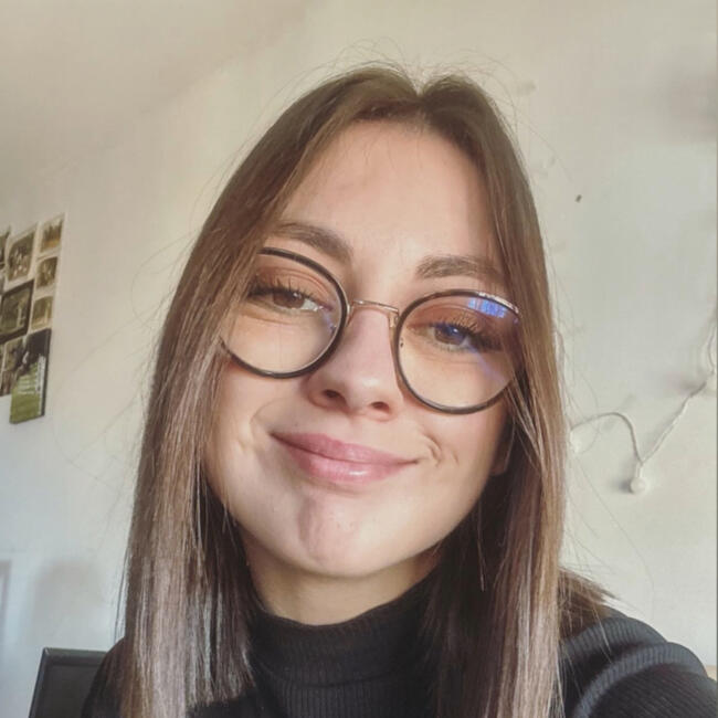 Babysitter in Villefranche-de-Rouergue: Solyne