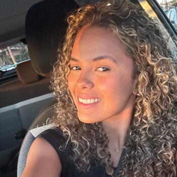 Babysitter in Campinas: Sara