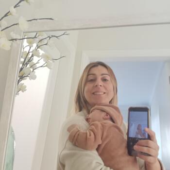Childminder job in Santo Tirso: babysitting job Raquel