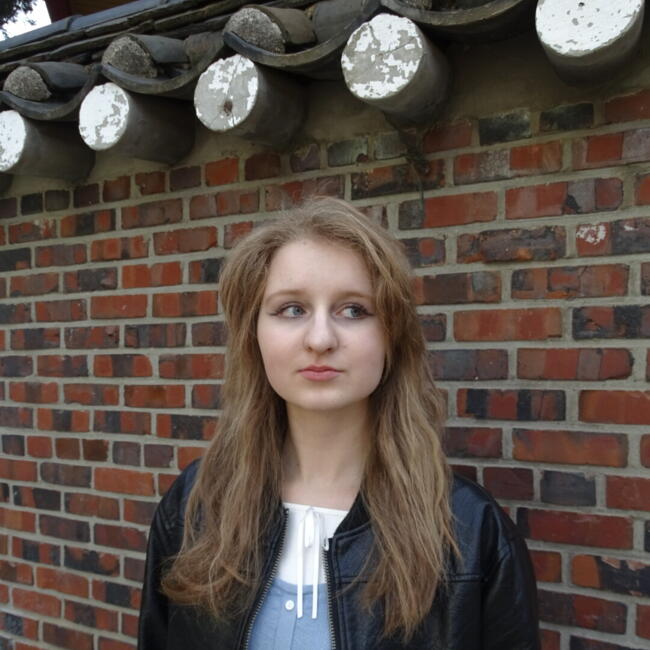 Babysitter in Seoul: Anna