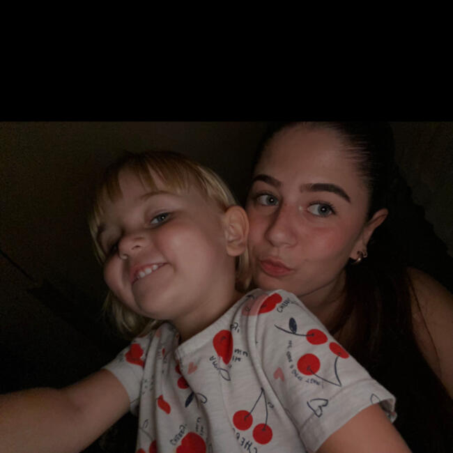 Babysitter in Ruan (Centre-Val de Loire): Peryne