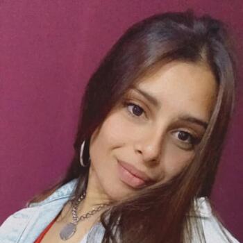 Babysitter in Balneario Buenos Aires: Yanina