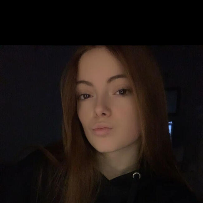 Babysitter in Béligneux: Léa