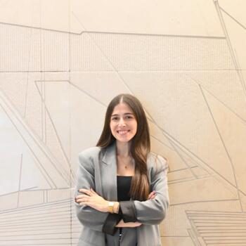 Babysitter in Maia: Mariana