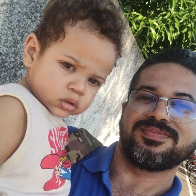 Babysitting job in Aparecida de Goiânia: Paulo Henrique