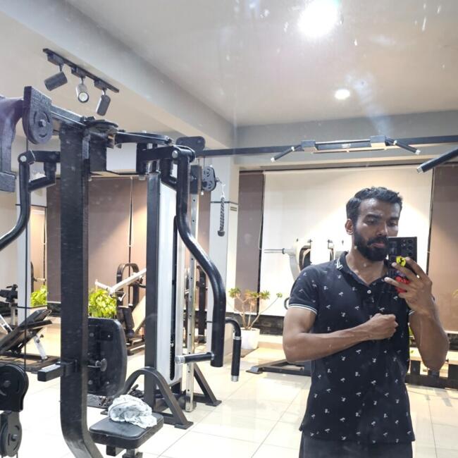 Babysitting job in Ernākulam (State of Kerala): Aashiq