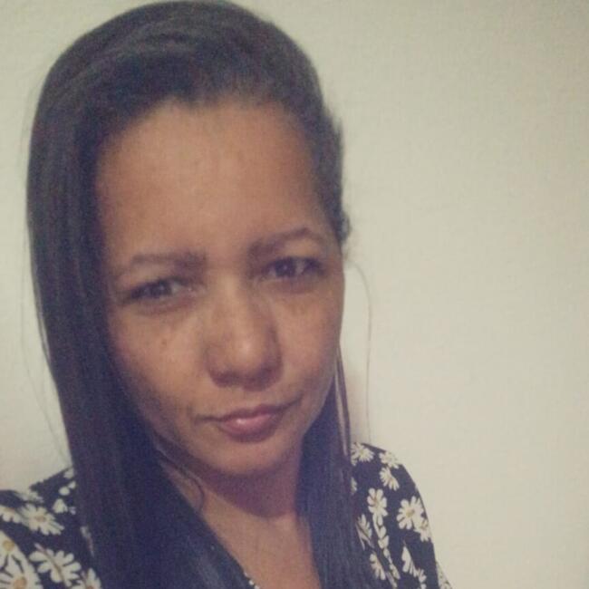 Babysitter in Niterói: Valéria
