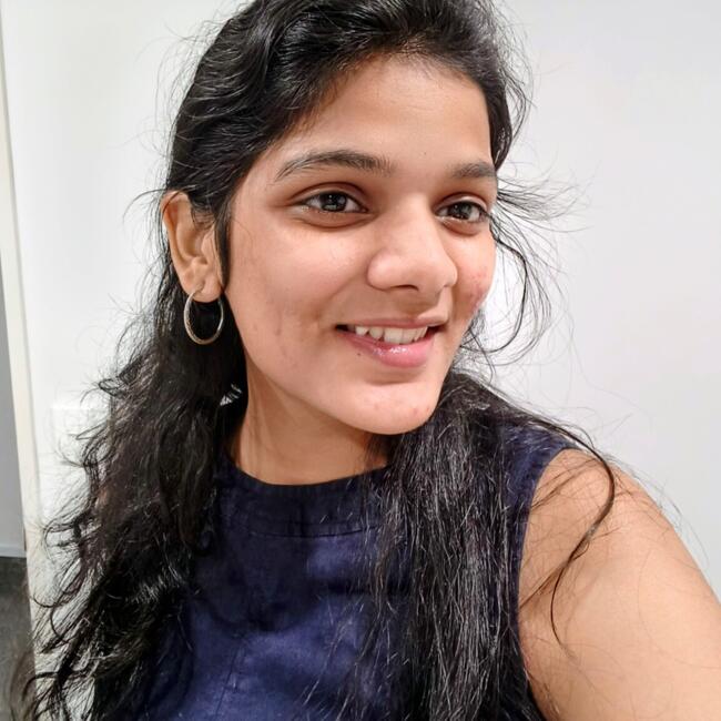 Babysitter in Hamilton: Shalini