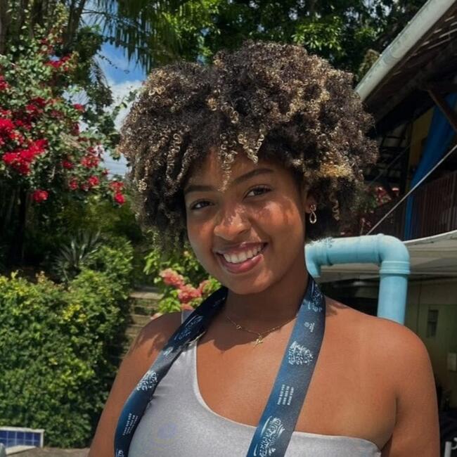 Babá em Paulista: Letícia