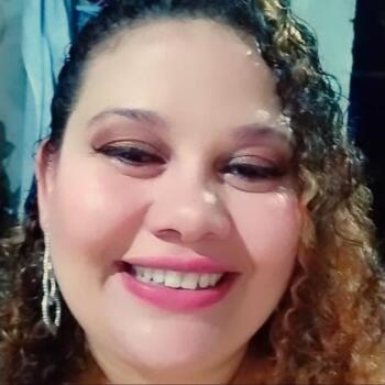 Babysitter Osasco: Amanda