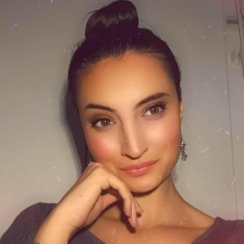 Baby-sitter in Lille: Janna
