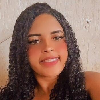 Babá em São Gonçalo (São Gonçalo): Bruna