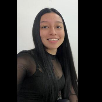 Babysitter in Medellín: Valentina