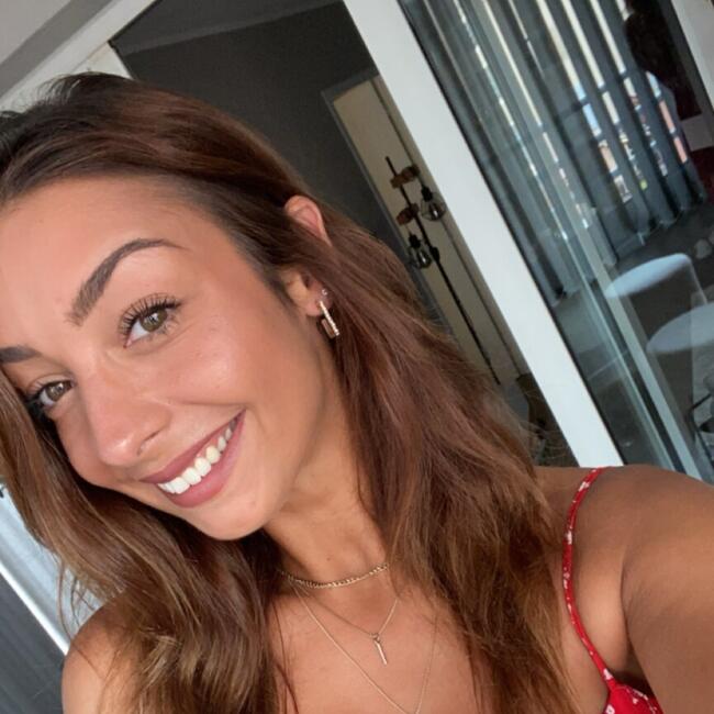 Babysitter in Ramonville-Saint-Agne: Joanna