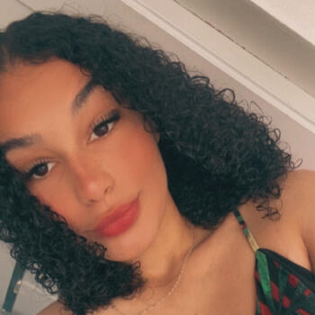 Babysitter Pelotas: Esther