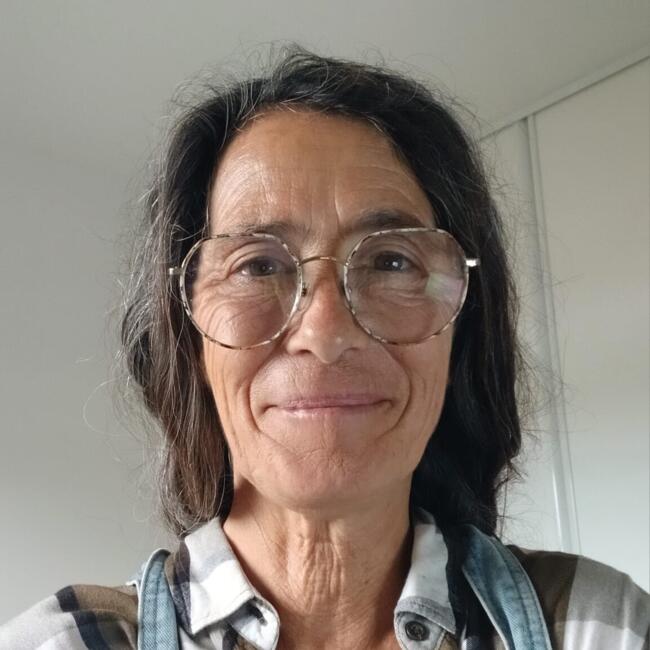 Babysitter in Gujan-Mestras: Véronique