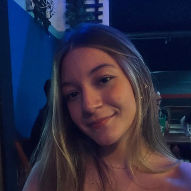 Babysitter in Indaiatuba: Olivia