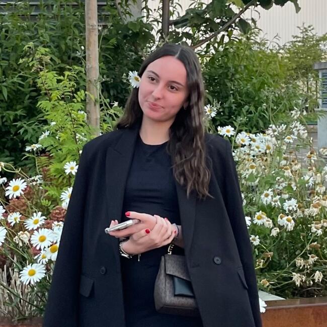 Babysitter in Champigny-sur-Marne: Chloé