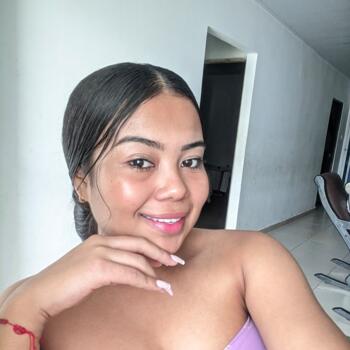 Babysitter in Soledad: Ariana