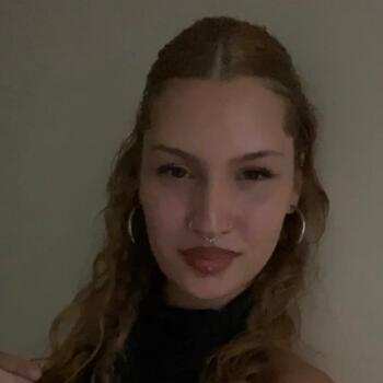 Babysitter στην περιοχή Αιγάλεω: Μαρία