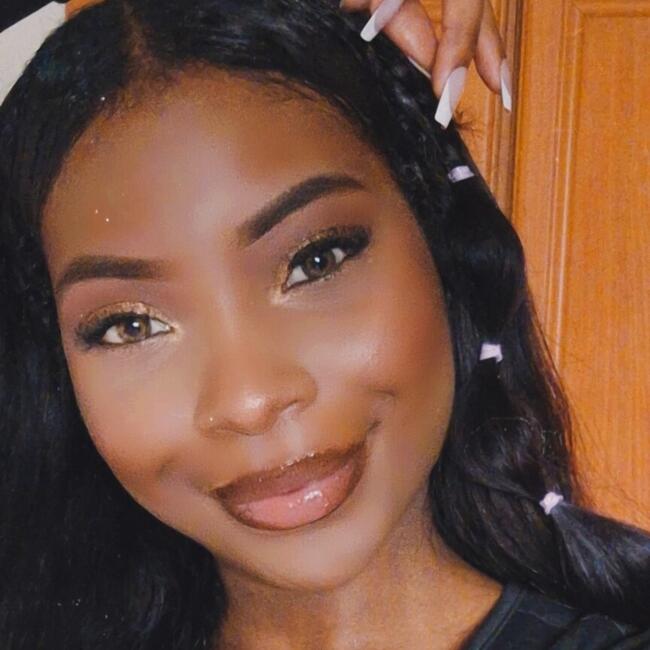 Nanny in Chiclana de la Frontera: Alexandra