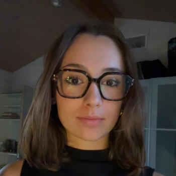 Babysitter in Martignas-sur-Jalle: Léa