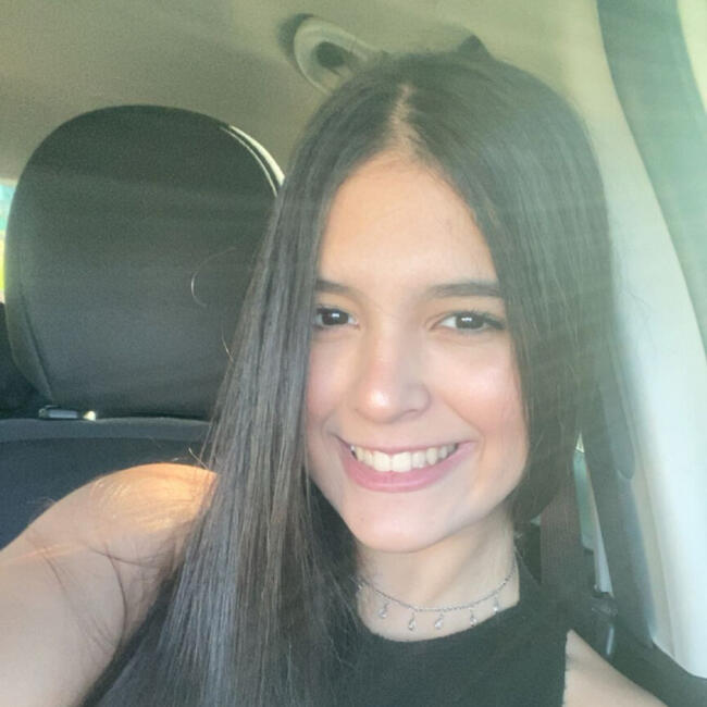 Babá em Araguari: Luana