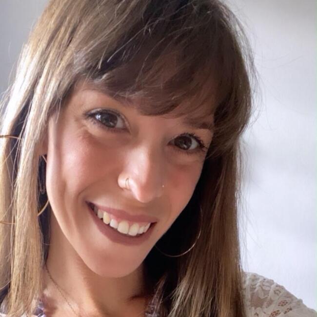 Babysitter in Montevideo: Antonella